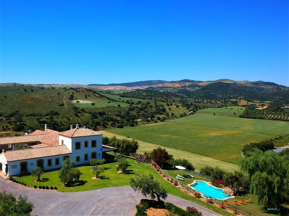 Villa Reina Del Rio Puerto Serrano Holiday home